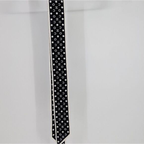 Black and White Polka Dot Tie Twelly - Picture 1 of 4